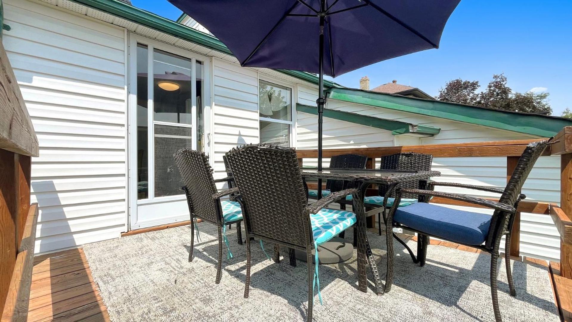 ピーターボロCozy 2Br House Near Centre With Patio, Bbq, Backyard, And Netflixアパートメント エクステリア 写真